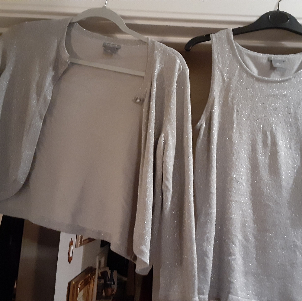 Sleeveless top and jacket